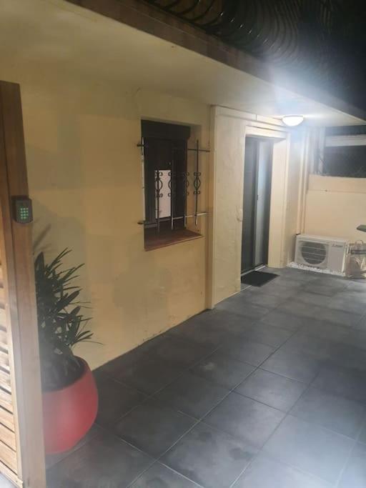Superbe Appartement Avec Jacuzzi Et Exterieur Perpignan Kültér fotó
