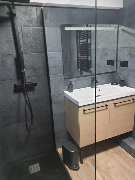 Superbe Appartement Avec Jacuzzi Et Exterieur Perpignan Kültér fotó